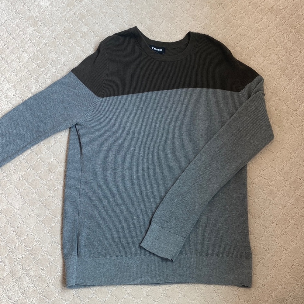 Express Mens Sweater. Green and Grey Large